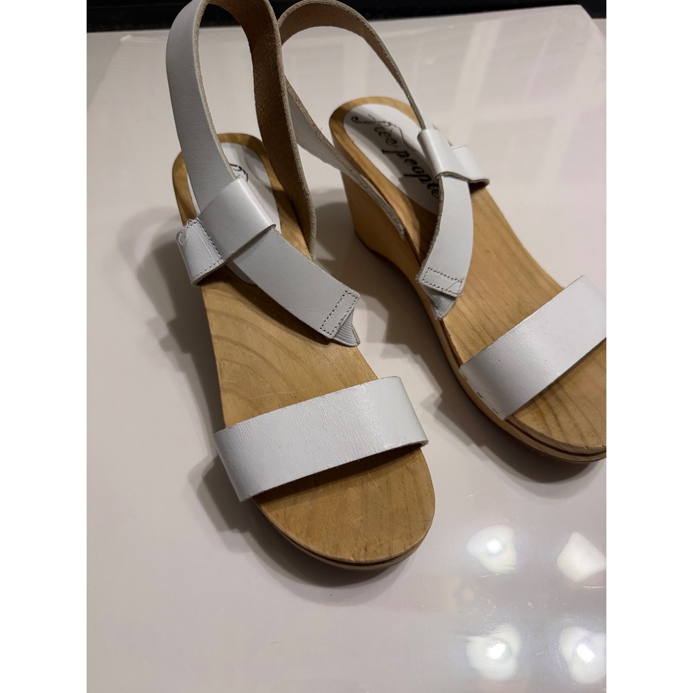 Free People White Leather Wood Wedge Sandals Slingback Strappy Shoes‎ Womens - Picture 1 of 4